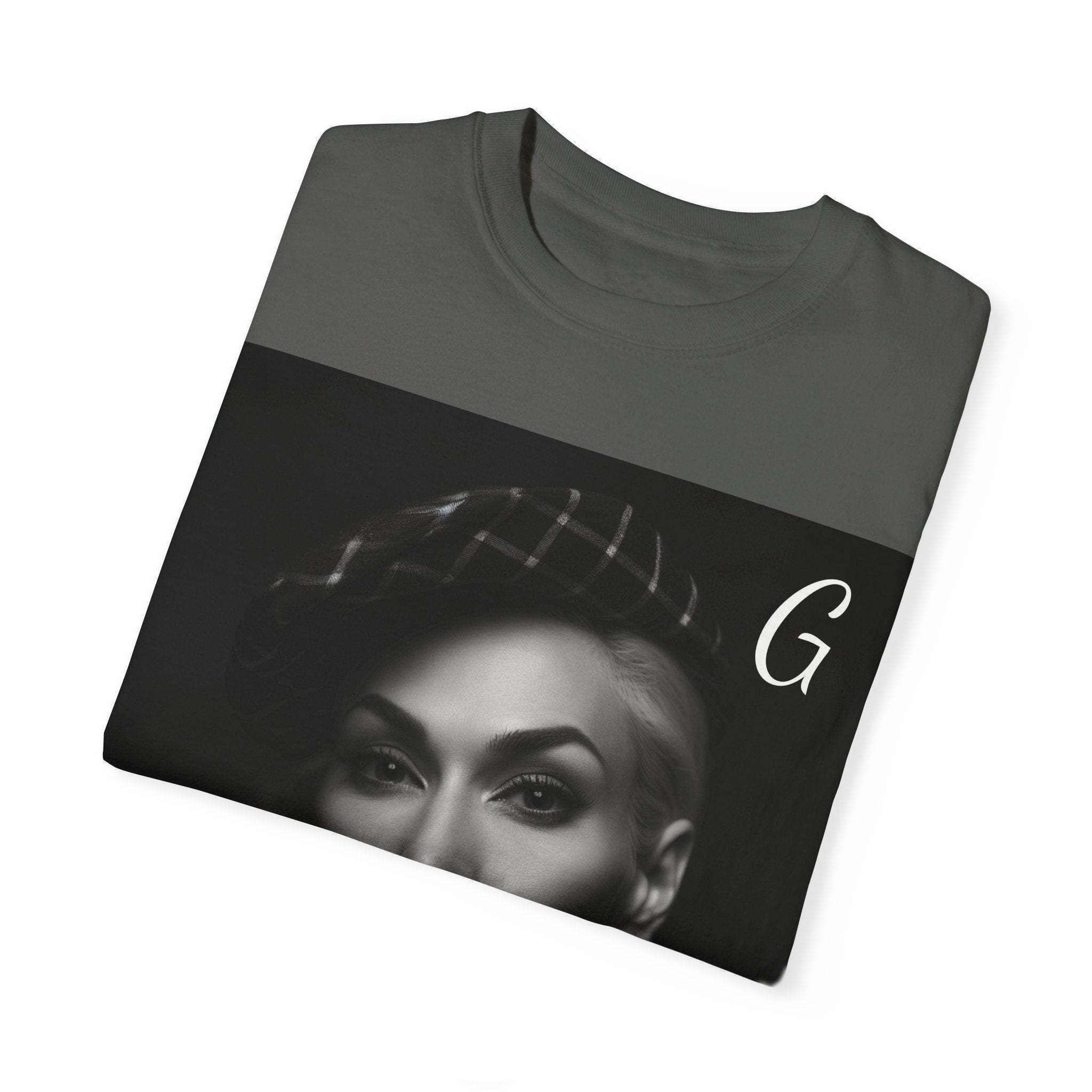 🌟 Icon-Inspired Festival Queen Unisex T-Shirt: Vibrant Garment-Dyed Tee for Ultimate Music Fest Style - Capture the Pop Diva's Iconic Look 🎵