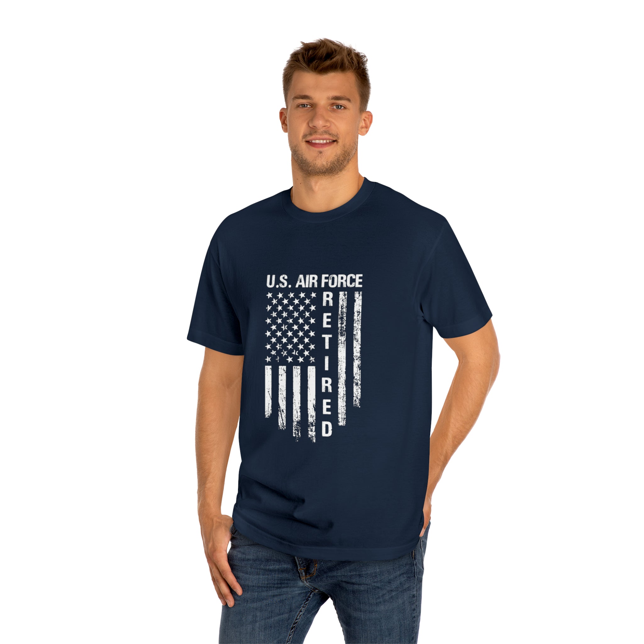 🇺🇸 Proud Display of Airforce Legacy: Featuring bold and respectful "US Airforce Retired" text, this t-shirt allows retired personnel and supporters to proudly display their affiliation with the Air Force. It's a simple yet powerful way to show respect for the sacrifices made by our service members.