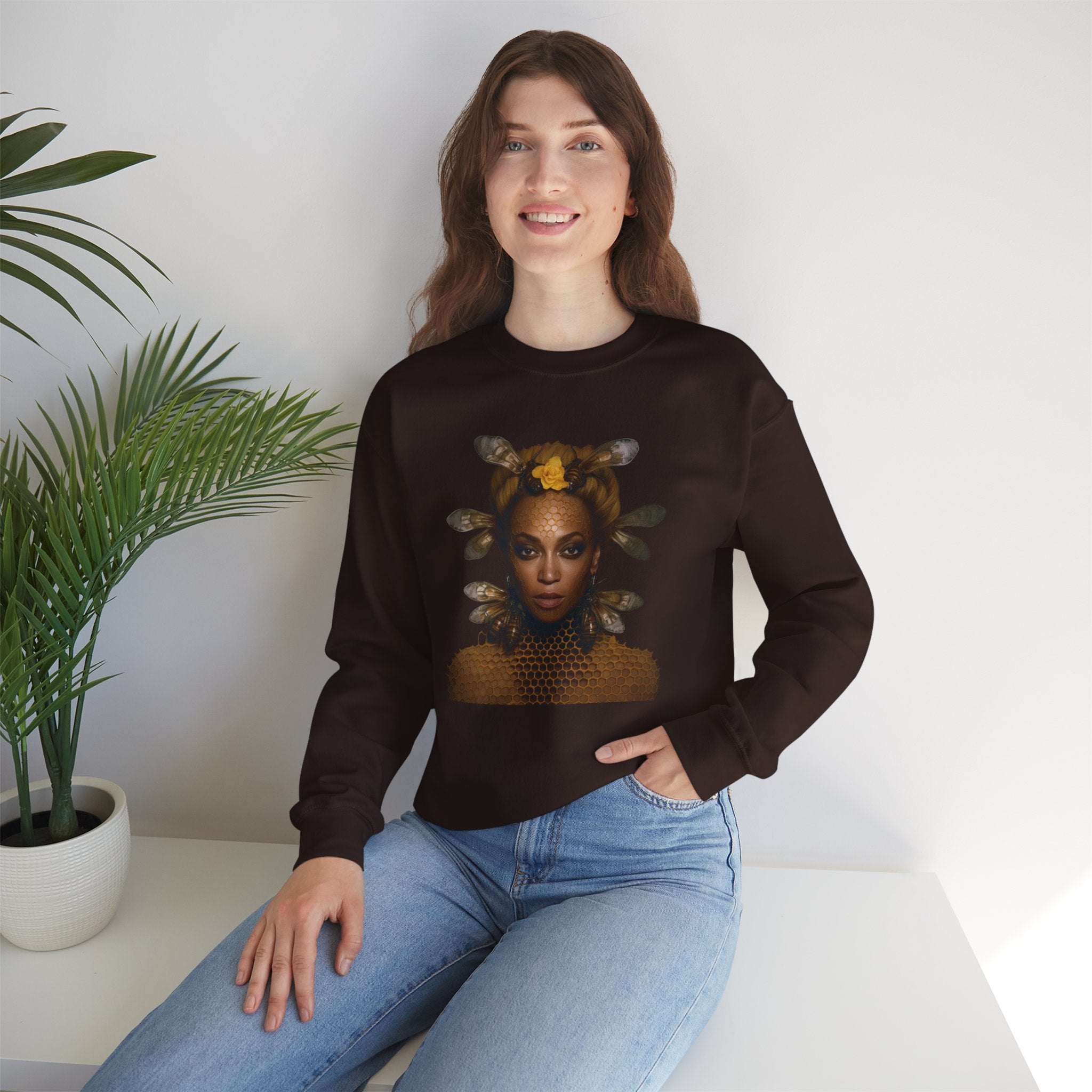 Queen Bee Unisex Heavy Blend™ Crewneck Sweatshirt - Embrace Your Inner Royalty with Iconic Pop Style